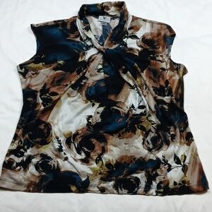 Worthington stretch large sized sleeveless top